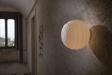 BRAILLE CEILING/WALL LAMP